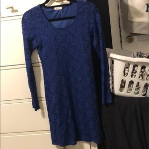 Blue lace long sleeve dress